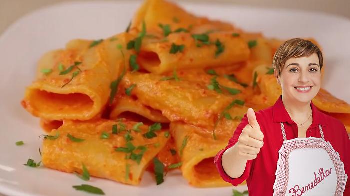 Fatto in casa da benedetta, scopri la ricetta della pasta alla crema di peperoni: ecco un primo pronto in pochi minuti