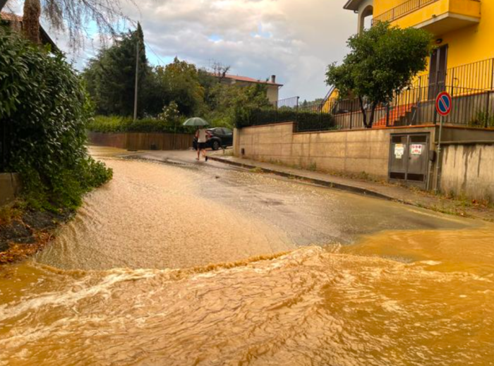 Nubifragio ad Arezzo