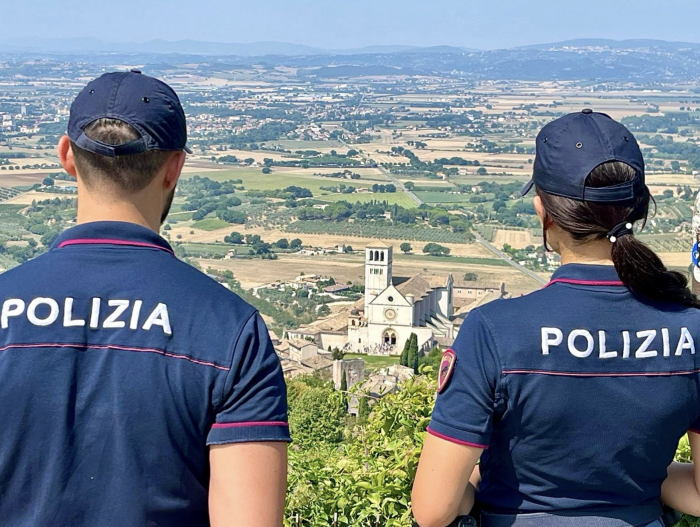 Denunciato 47enne per falsa identit&agrave; e resistenza a pubblico ufficiale