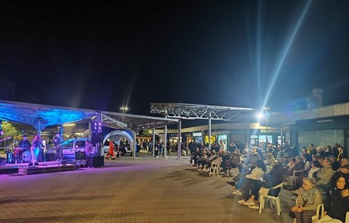 Torna la Notte Gialla al Girasole di San Mariano: enogastronomia, shopping e divertimento