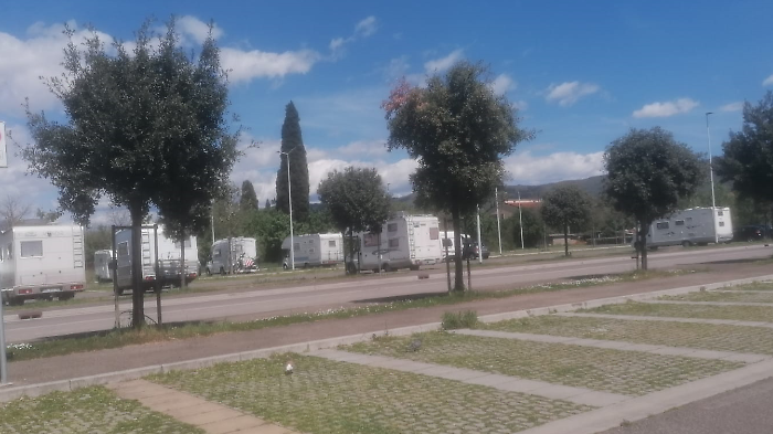 Rivoluzione traffico in via Tarlati. Più camper e bus nel parcheggio scambiatore: sopralluogo per il progetto di ampliamento