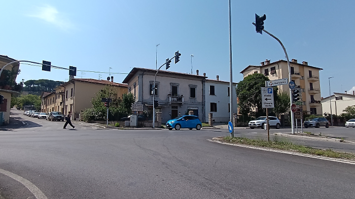 Verso l'addio al semaforo di via Tarlati: così cambierà il traffico. I tempi