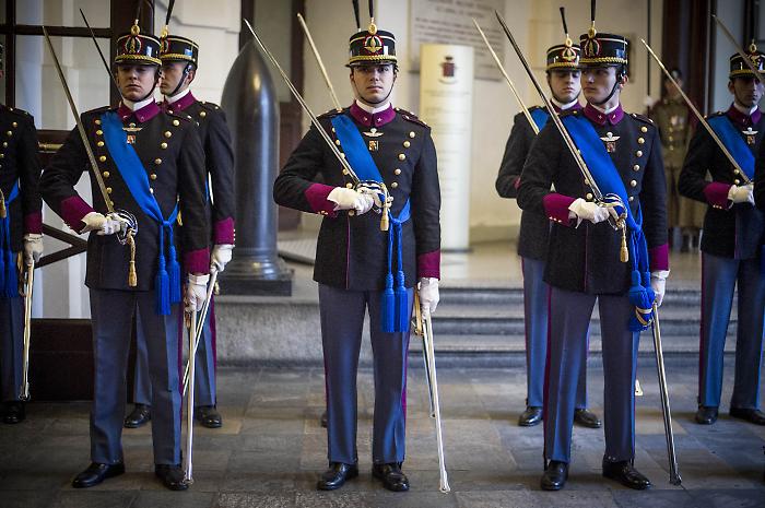 Corso per l'esercito, la filosofia negata alle divise