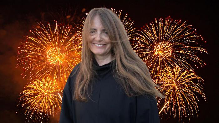 Arezzo accende la notte di Capodanno: in piazza Nada, Nikki, Dj Aladyn e Bandão. Polemiche e querele