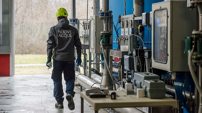 Lavori di notte in via Romana ad Arezzo. Stop al servizio idrico per alcune ore dal 10 all'11 dicembre: la mappa delle strade interessate