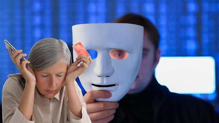 Truffe telefoniche, una tira l'altra. Come funzionano, perch&eacute; colpiscono tutti e come difendersi davvero