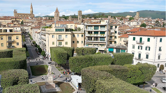 Arezzo sotto la lente. Popolazione, stranieri, redditi e imprese: i numeri