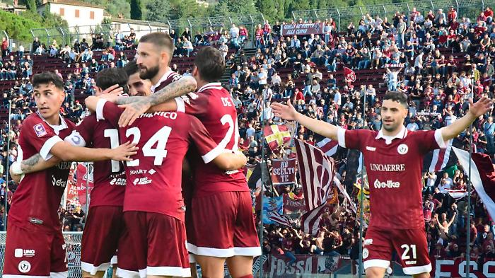 Il 2025 dell'Arezzo, un anno in altalena. Cosa &egrave; accaduto mese per mese. E ora caccia alla serie B