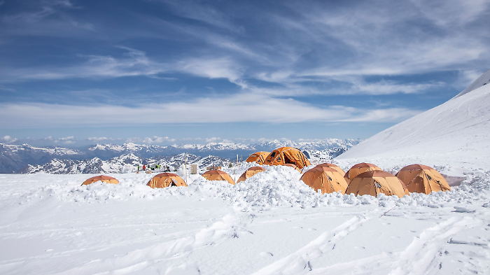 Nuovo appuntamento con l'inserto Scuola & lavoro: dal progetto Sea Beyond del Gruppo Prada al concorso Artista per un  giorno