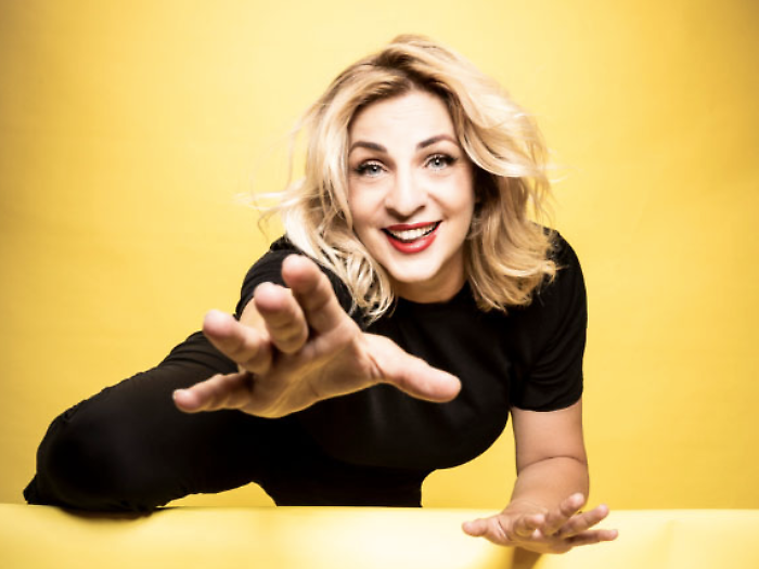 Elena Di Cioccio e il coming out sull'hiv. L'attrice porta sul palco i valori dell&rsquo;inclusione e della consapevolezza