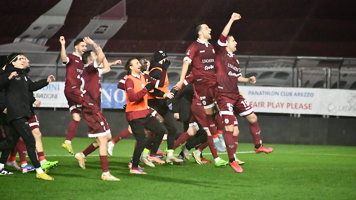 L'Arezzo vince e tiene a distanza il Ravenna. La sfida con la Pianese decisa dai penalty di Pattarello e Cianci