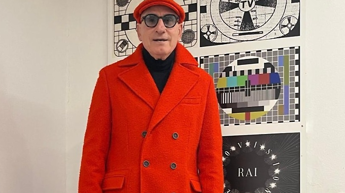 Ciccio Graziani con il cappotto del Casentino