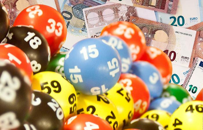 Superenalotto, i numeri di oggi, venerd&igrave; 13 marzo. Il jackpot &egrave; da brividi: 133 milioni 700 mila euro