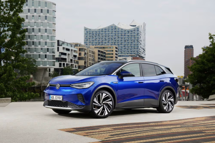 Auto a rischio incendio, la Volkswagen richiama in officina 94 mila vetture. I modelli interessati e i prolemi