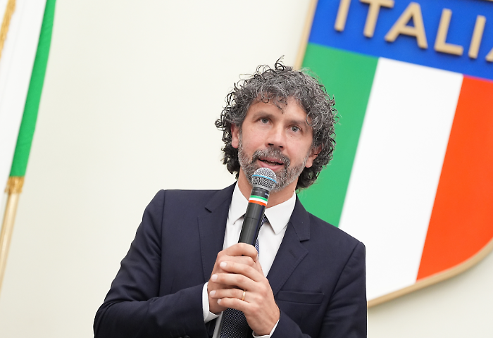 Arezzo, arriva Damiano Tommasi: l'ex stella della Roma tra sport, responsabilit&agrave; e impegno civile