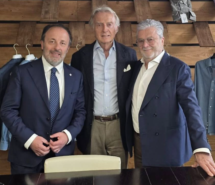 Luca Cordero di Montezemolo in visita alla Camiceria Alessandro Gherardi. Il sindaco: "Protagonista della vita industriale del Paese"