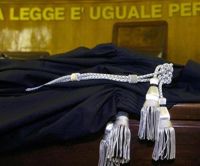 Arezzo, morti all'archivio di Stato. Le richieste di condanna per gli imputati