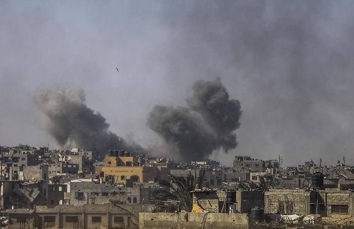 Nuovo raid israeliano a Gaza, colpita una scuola. Almeno 30 morti