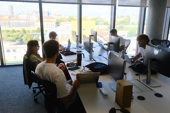 IA, l'Hackathon di Fastweb+Vodafone premia i giovani innovatori