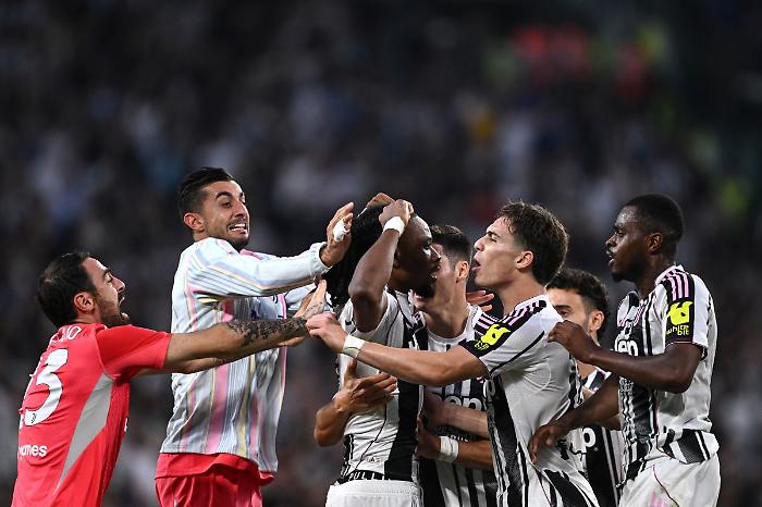 Adzic beffa l'Inter al 91', il Derby d'Italia va alla Juve