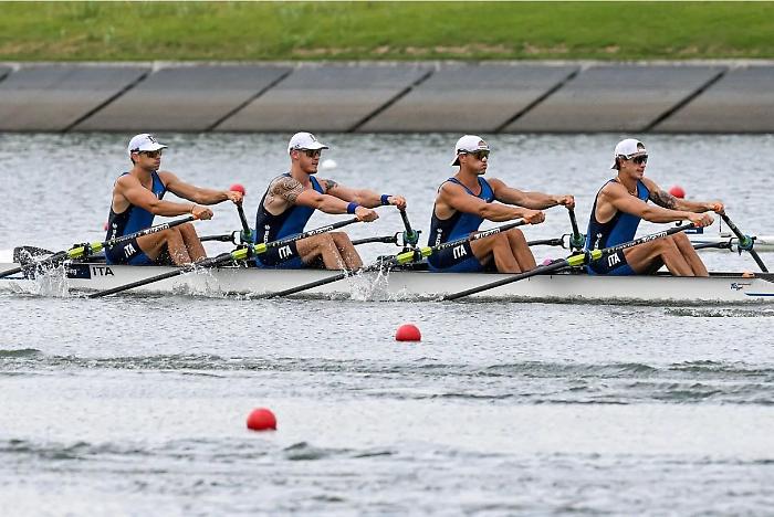 L'Italia del 4 di coppia vince i Mondiali con dedica a Mondelli