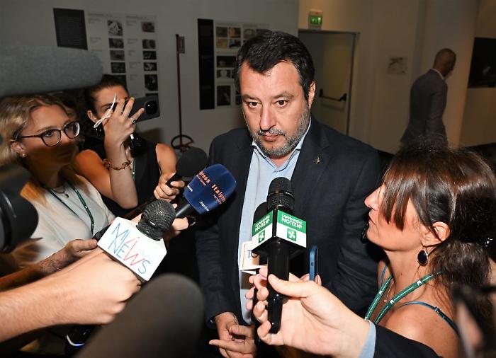 Salvini "Lo sciopero è illegittimo, sanzioni proporzionate ai danni"