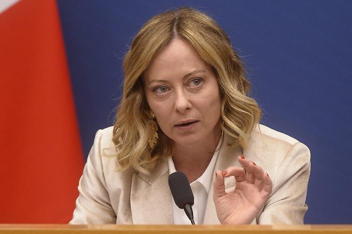 Meloni "Si apre una fase nuova, l'Italia farà la sua parte"