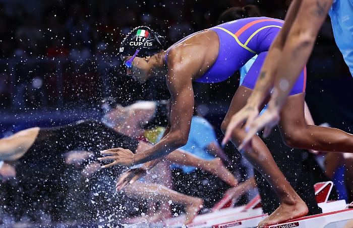 Oro e record mondiale per la 4x50 sl mixed agli Europei in vasca corta