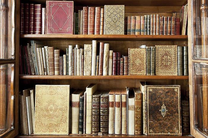 Compie 100 anni la Libreria Antiquaria Mediolanum