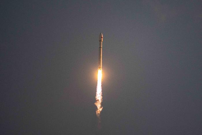 Cina, in orbita un nuovo gruppo di satelliti internet