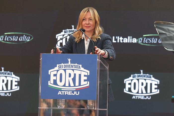 Meloni ad Atreju "Europa non &egrave; al tramonto, Italia leale ma non subalterna"