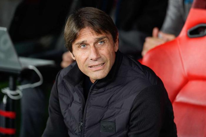 Il Napoli sfida il Bologna, Conte "La mia stagione pi&ugrave; complessa"