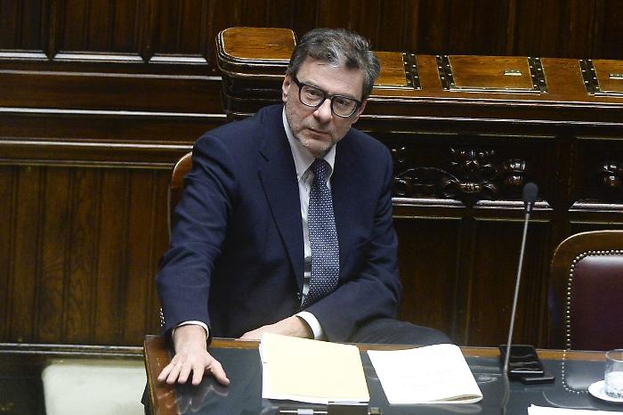 Manovra, Giorgetti "Dal Governo non austerit&agrave; ma prudenza"