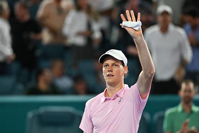 Sinner batte Moutet, agli ottavi a Miami contro Michelsen